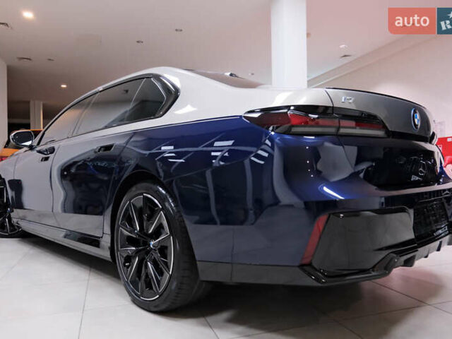 Синий БМВ i7, объемом двигателя 0 л и пробегом 12 тыс. км за 99000 $, фото 21 на Automoto.ua