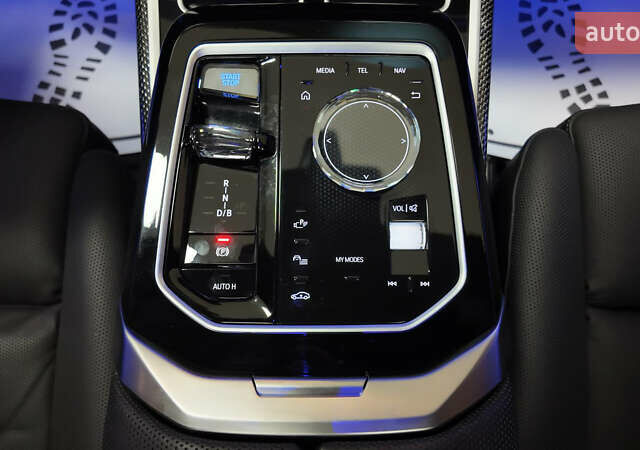 Синий БМВ i7, объемом двигателя 0 л и пробегом 12 тыс. км за 99000 $, фото 43 на Automoto.ua