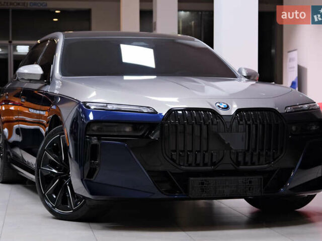Синий БМВ i7, объемом двигателя 0 л и пробегом 12 тыс. км за 99000 $, фото 13 на Automoto.ua