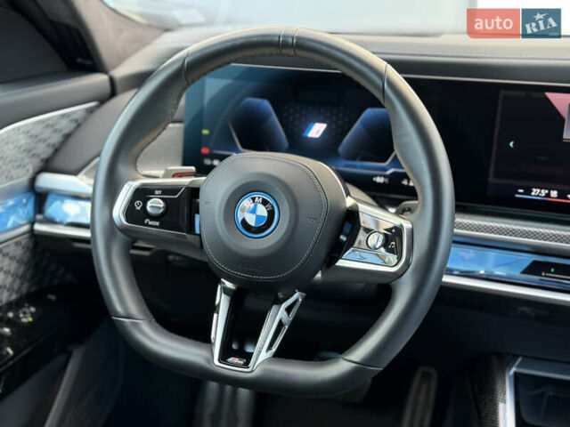 Синий БМВ i7, объемом двигателя 0 л и пробегом 31 тыс. км за 89900 $, фото 35 на Automoto.ua