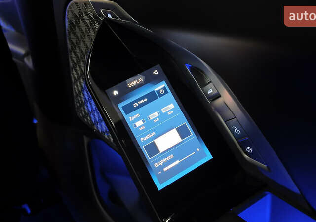 Синий БМВ i7, объемом двигателя 0 л и пробегом 12 тыс. км за 99000 $, фото 40 на Automoto.ua