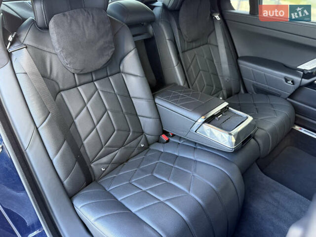 Синий БМВ i7, объемом двигателя 0 л и пробегом 31 тыс. км за 89900 $, фото 44 на Automoto.ua