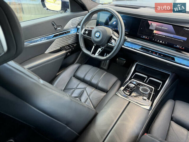 Синий БМВ i7, объемом двигателя 0 л и пробегом 31 тыс. км за 89900 $, фото 34 на Automoto.ua
