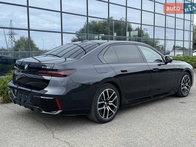 Синий БМВ i7, объемом двигателя 0 л и пробегом 92 тыс. км за 82900 $, фото 5 на Automoto.ua