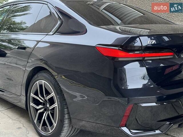 Синий БМВ i7, объемом двигателя 0 л и пробегом 92 тыс. км за 82900 $, фото 8 на Automoto.ua