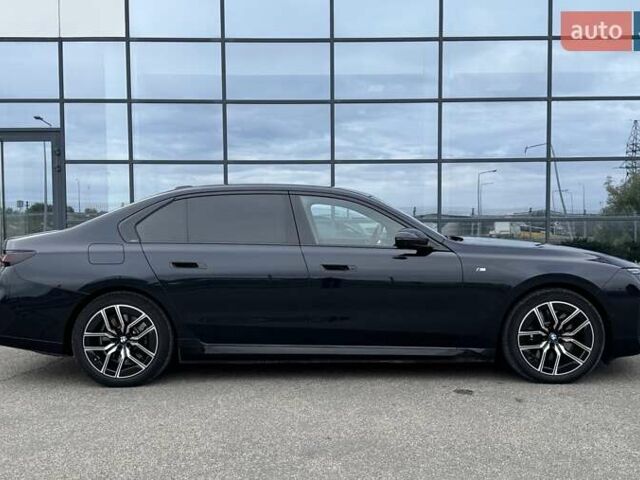 Синий БМВ i7, объемом двигателя 0 л и пробегом 92 тыс. км за 82900 $, фото 6 на Automoto.ua