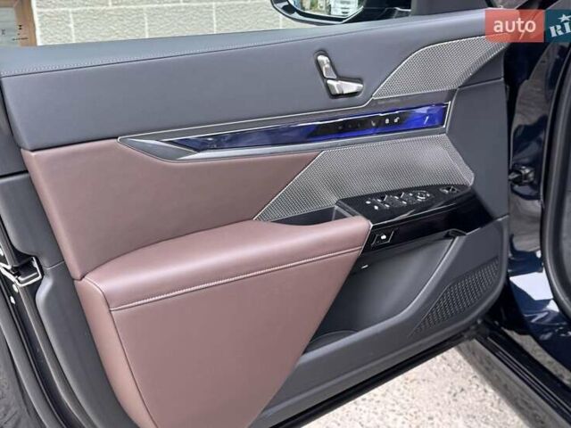 Синий БМВ i7, объемом двигателя 0 л и пробегом 92 тыс. км за 82900 $, фото 11 на Automoto.ua
