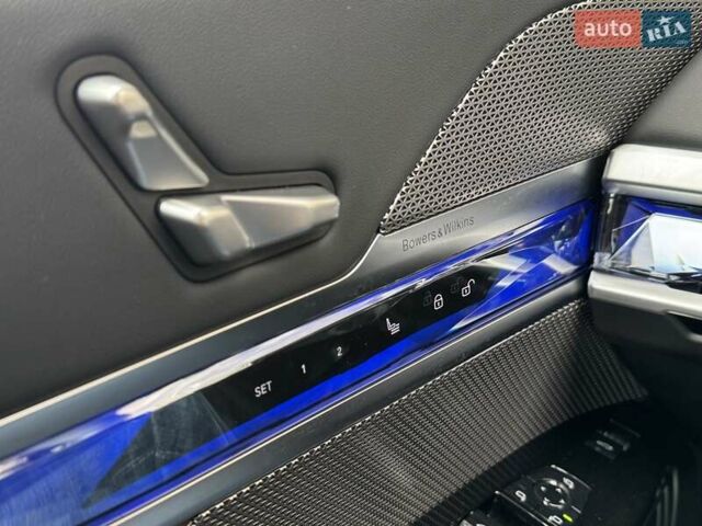 Синий БМВ i7, объемом двигателя 0 л и пробегом 92 тыс. км за 82900 $, фото 12 на Automoto.ua