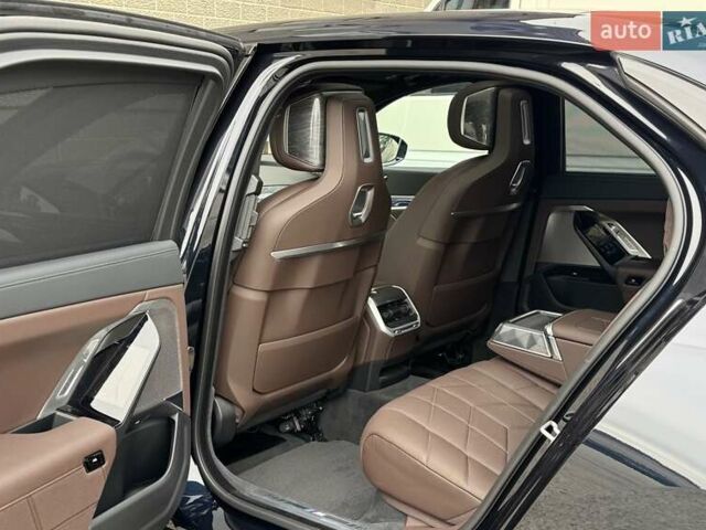 Синий БМВ i7, объемом двигателя 0 л и пробегом 92 тыс. км за 82900 $, фото 22 на Automoto.ua