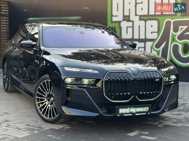 Синий БМВ i7, объемом двигателя 0 л и пробегом 8 тыс. км за 124000 $, фото 11 на Automoto.ua