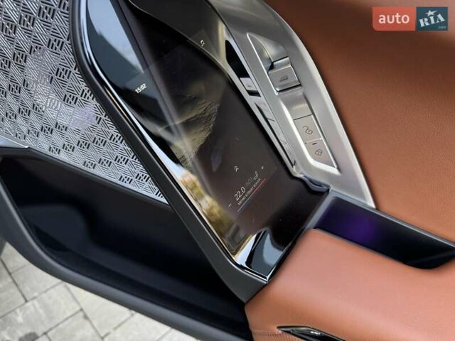 Синий БМВ i7, объемом двигателя 0 л и пробегом 8 тыс. км за 124000 $, фото 43 на Automoto.ua