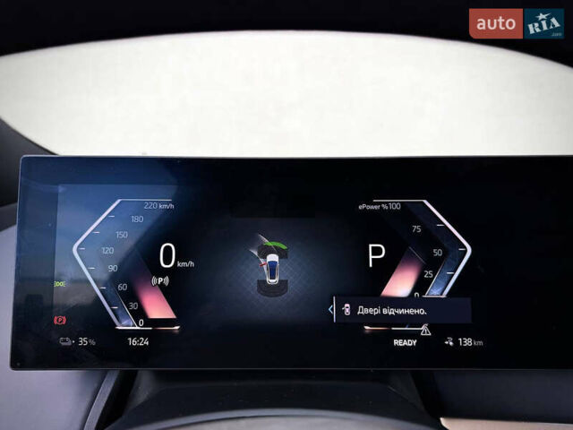 Белый БМВ iX, объемом двигателя 0 л и пробегом 70 тыс. км за 45999 $, фото 69 на Automoto.ua