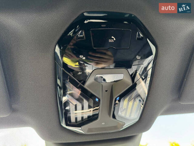 Белый БМВ iX, объемом двигателя 0 л и пробегом 64 тыс. км за 45999 $, фото 79 на Automoto.ua