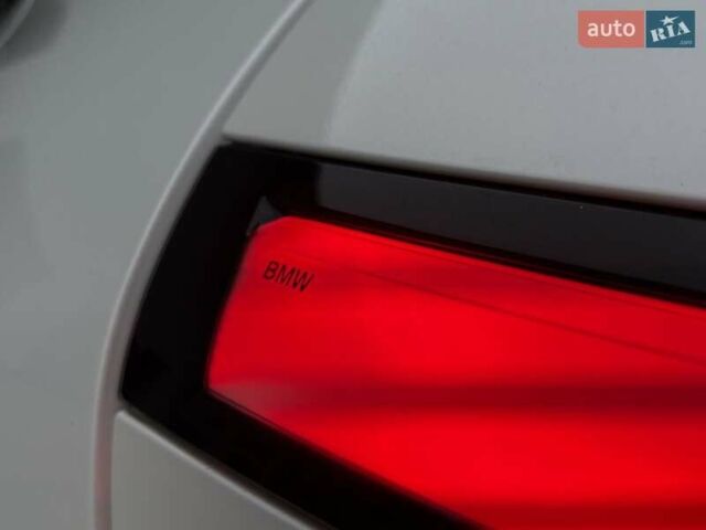 Білий БМВ iX, об'ємом двигуна 0 л та пробігом 90 тис. км за 42990 $, фото 70 на Automoto.ua