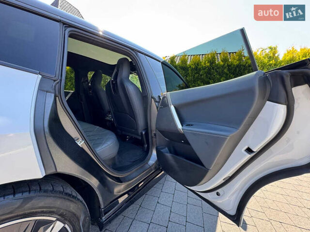 Белый БМВ iX, объемом двигателя 0 л и пробегом 64 тыс. км за 45999 $, фото 50 на Automoto.ua