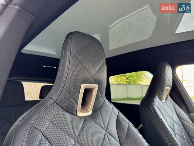 Белый БМВ iX, объемом двигателя 0 л и пробегом 70 тыс. км за 45999 $, фото 41 на Automoto.ua