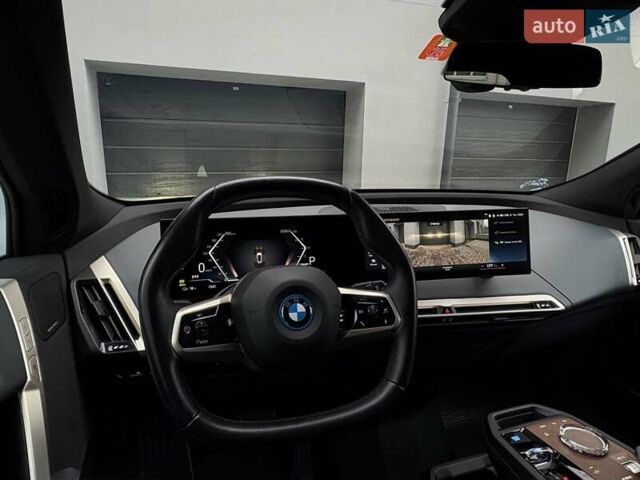 Білий БМВ iX, об'ємом двигуна 0 л та пробігом 90 тис. км за 42990 $, фото 60 на Automoto.ua