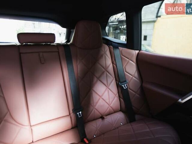 Белый БМВ iX, объемом двигателя 0 л и пробегом 22 тыс. км за 69400 $, фото 26 на Automoto.ua