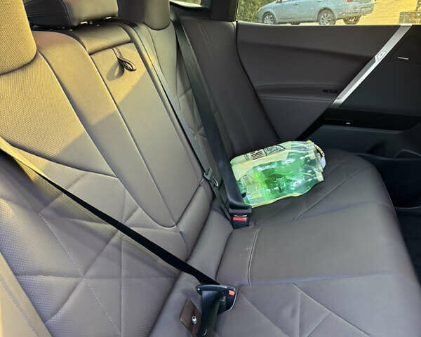 Белый БМВ iX, объемом двигателя 0 л и пробегом 57 тыс. км за 56700 $, фото 27 на Automoto.ua