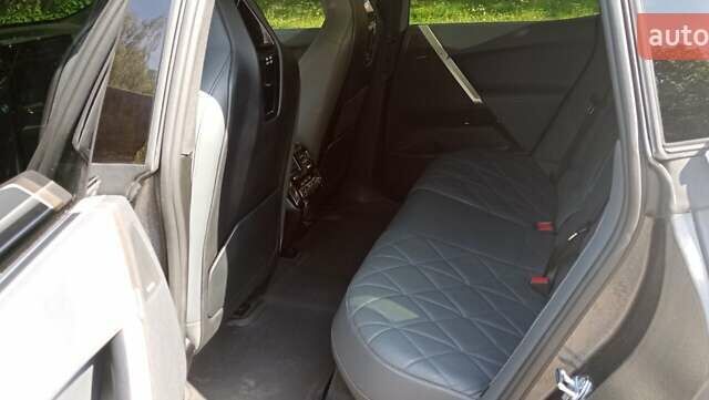 Белый БМВ iX, объемом двигателя 0 л и пробегом 58 тыс. км за 67000 $, фото 7 на Automoto.ua