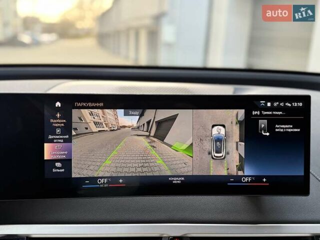 Белый БМВ iX, объемом двигателя 0 л и пробегом 69 тыс. км за 58300 $, фото 43 на Automoto.ua