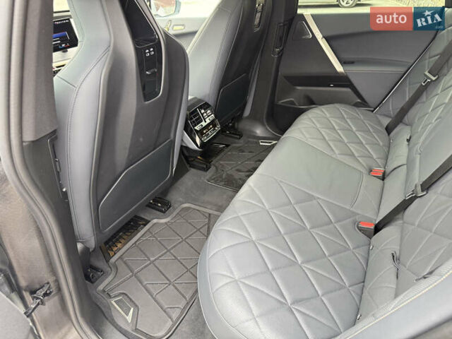 Белый БМВ iX, объемом двигателя 0 л и пробегом 34 тыс. км за 67400 $, фото 24 на Automoto.ua