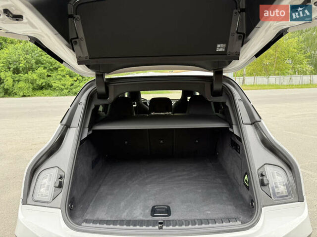 Белый БМВ iX, объемом двигателя 0 л и пробегом 34 тыс. км за 67400 $, фото 36 на Automoto.ua