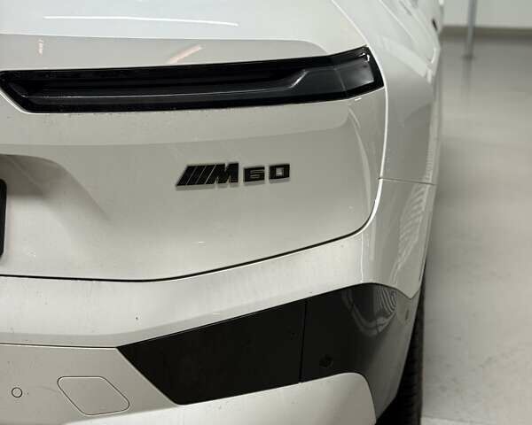Белый БМВ iX, объемом двигателя 0 л и пробегом 22 тыс. км за 79000 $, фото 1 на Automoto.ua