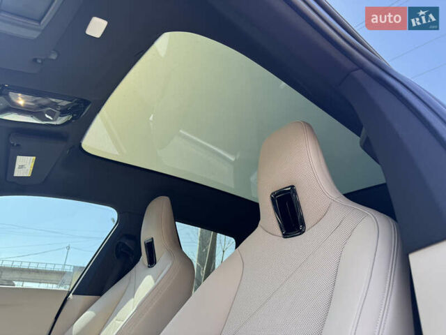 Белый БМВ iX, объемом двигателя 0 л и пробегом 35 тыс. км за 56500 $, фото 21 на Automoto.ua