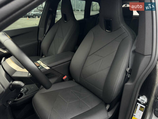 Белый БМВ iX, объемом двигателя 0 л и пробегом 32 тыс. км за 48900 $, фото 37 на Automoto.ua