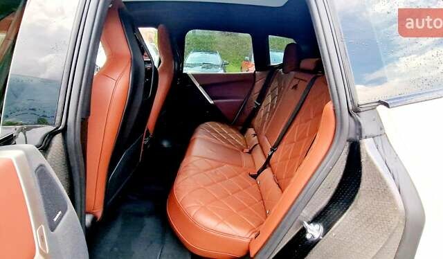 Белый БМВ iX, объемом двигателя 0 л и пробегом 55 тыс. км за 59999 $, фото 57 на Automoto.ua