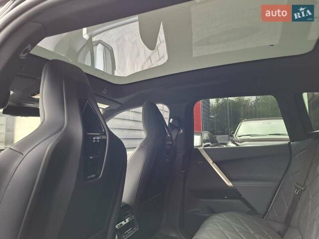 Белый БМВ iX, объемом двигателя 0 л и пробегом 8 тыс. км за 63900 $, фото 18 на Automoto.ua