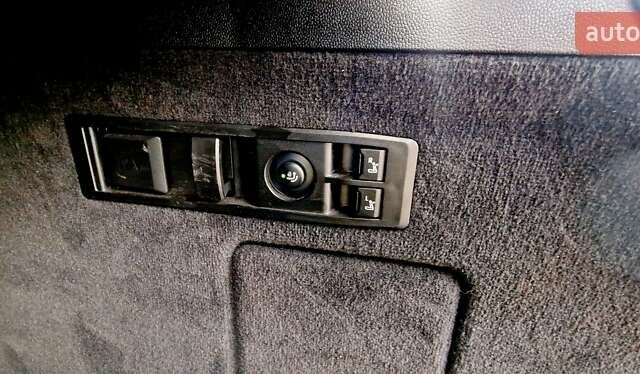 Белый БМВ iX, объемом двигателя 0 л и пробегом 55 тыс. км за 59999 $, фото 65 на Automoto.ua