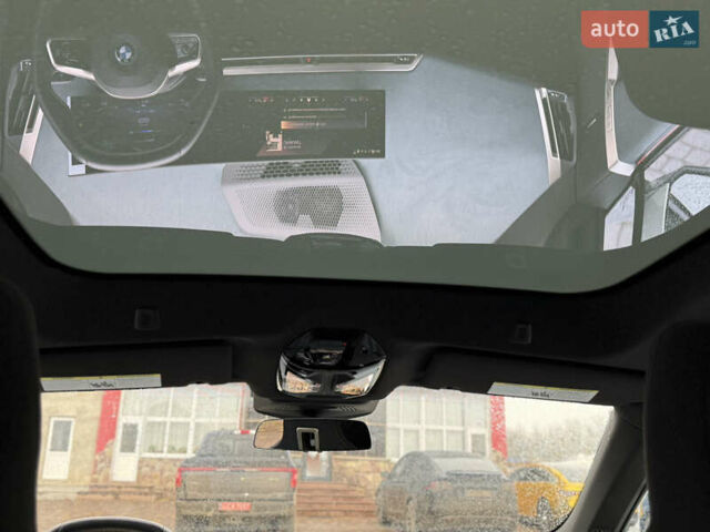 Белый БМВ iX, объемом двигателя 0 л и пробегом 10 тыс. км за 63000 $, фото 26 на Automoto.ua