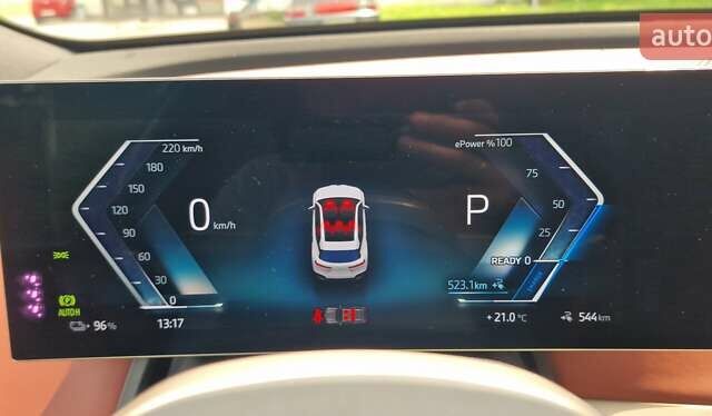 Белый БМВ iX, объемом двигателя 0 л и пробегом 55 тыс. км за 59999 $, фото 101 на Automoto.ua