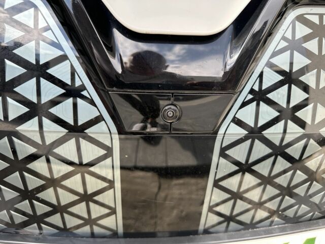 Білий БМВ iX, об'ємом двигуна 0 л та пробігом 2 тис. км за 61000 $, фото 3 на Automoto.ua