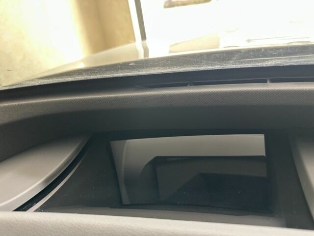 Білий БМВ iX, об'ємом двигуна 0 л та пробігом 2 тис. км за 61000 $, фото 5 на Automoto.ua