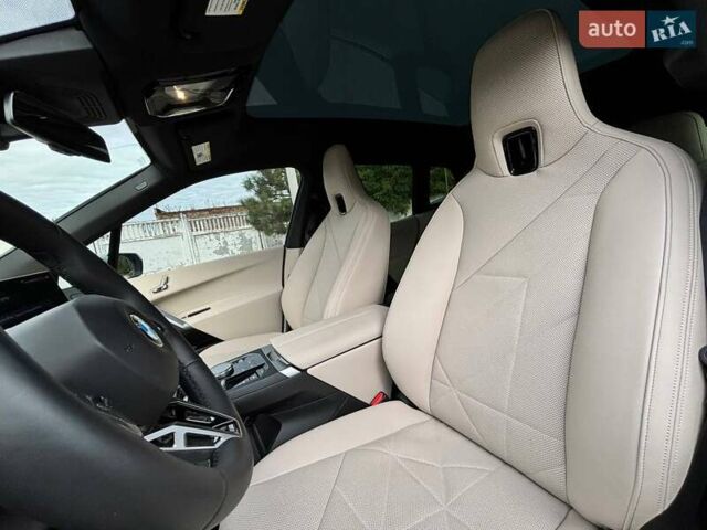 Білий БМВ iX, об'ємом двигуна 0 л та пробігом 2 тис. км за 60800 $, фото 14 на Automoto.ua