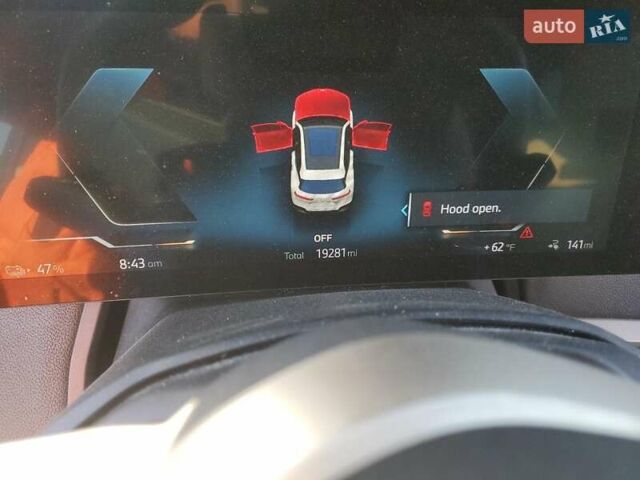 Белый БМВ iX, объемом двигателя 0 л и пробегом 19 тыс. км за 20000 $, фото 8 на Automoto.ua