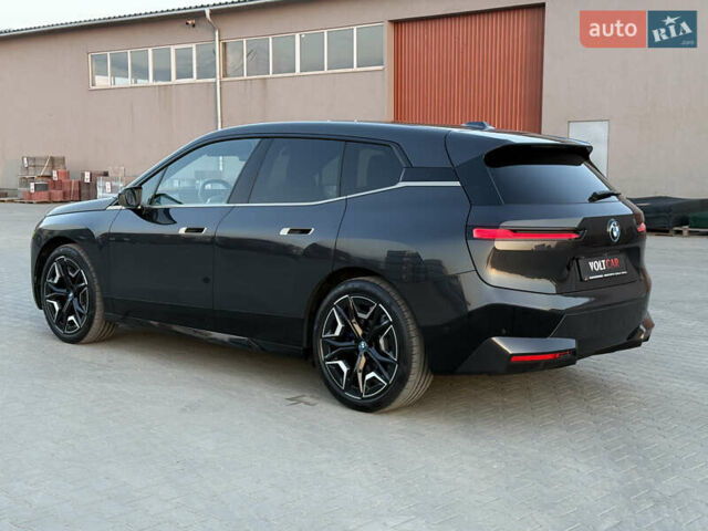 Чорний БМВ iX, об'ємом двигуна 0 л та пробігом 64 тис. км за 45000 $, фото 17 на Automoto.ua