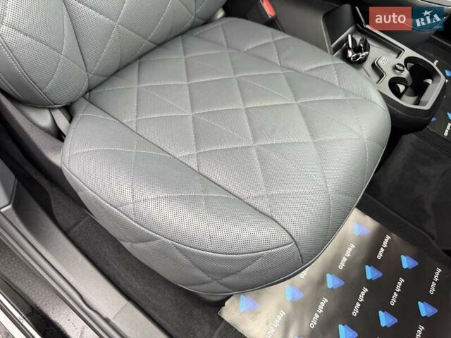 Черный БМВ iX, объемом двигателя 0 л и пробегом 37 тыс. км за 77900 $, фото 43 на Automoto.ua