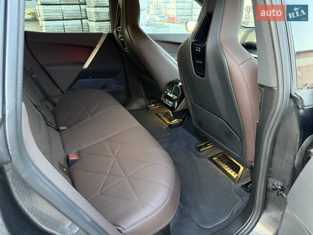 Чорний БМВ iX, об'ємом двигуна 0 л та пробігом 64 тис. км за 45000 $, фото 39 на Automoto.ua