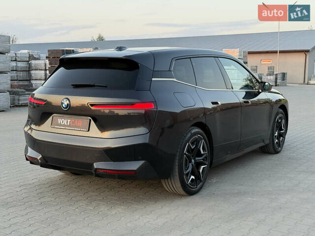 Чорний БМВ iX, об'ємом двигуна 0 л та пробігом 64 тис. км за 45000 $, фото 18 на Automoto.ua