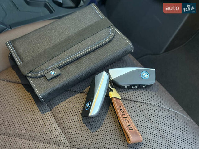 Чорний БМВ iX, об'ємом двигуна 0 л та пробігом 64 тис. км за 45000 $, фото 88 на Automoto.ua