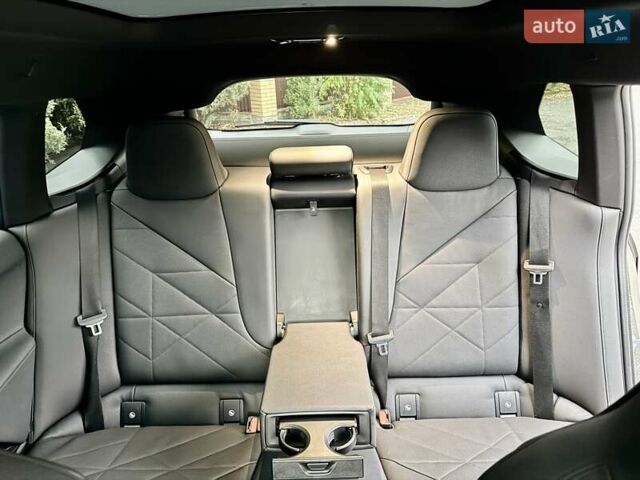 Чорний БМВ iX, об'ємом двигуна 0 л та пробігом 84 тис. км за 48500 $, фото 64 на Automoto.ua