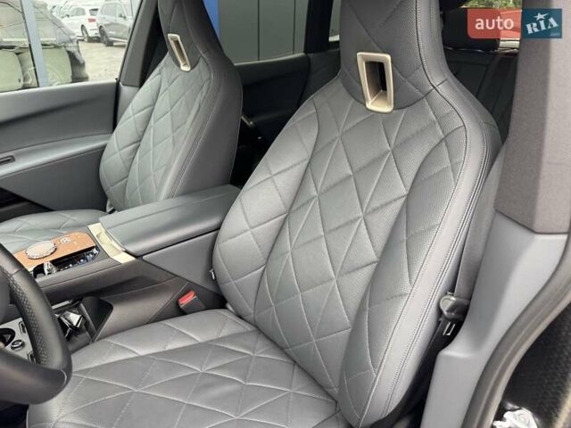 Черный БМВ iX, объемом двигателя 0 л и пробегом 37 тыс. км за 77900 $, фото 19 на Automoto.ua