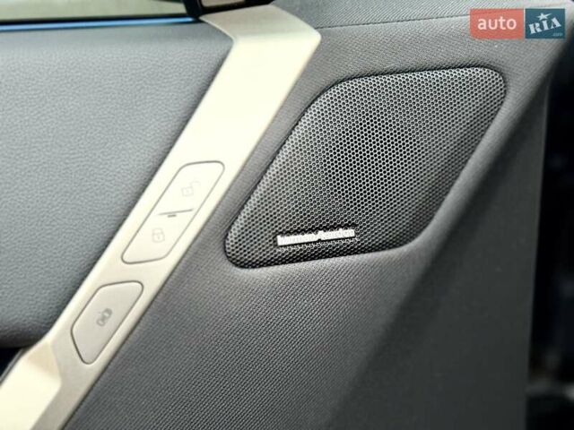 Чорний БМВ iX, об'ємом двигуна 0 л та пробігом 84 тис. км за 48500 $, фото 45 на Automoto.ua