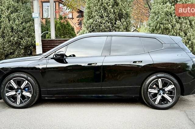 Чорний БМВ iX, об'ємом двигуна 0 л та пробігом 84 тис. км за 48500 $, фото 13 на Automoto.ua
