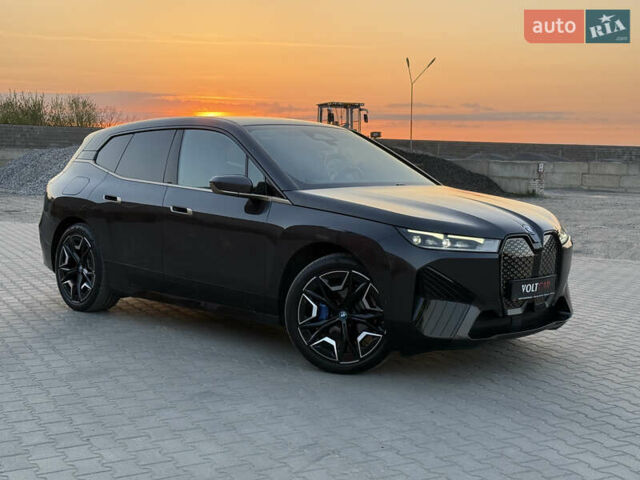 Чорний БМВ iX, об'ємом двигуна 0 л та пробігом 64 тис. км за 45000 $, фото 9 на Automoto.ua
