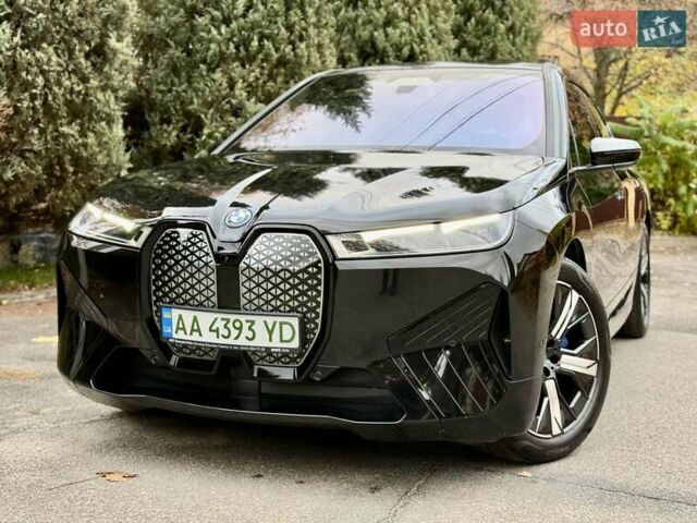 Чорний БМВ iX, об'ємом двигуна 0 л та пробігом 84 тис. км за 48500 $, фото 6 на Automoto.ua
